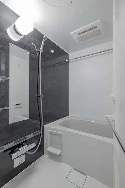 Terrace Kitasenju - Interior - ["Plumbing fixture", "Bathroom", "Flooring"]