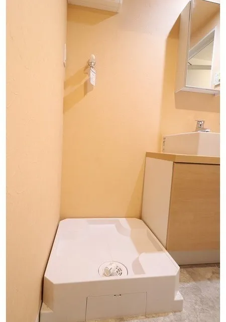 La Douceur Suginami Wada - Interior - ["Flooring", "Floor", "Plumbing fixture"]