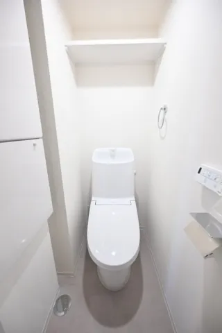 ES-Grande Bunkyo Hakusan - Interior - ["Toilet seat", "Toilet", "Plumbing fixture"]