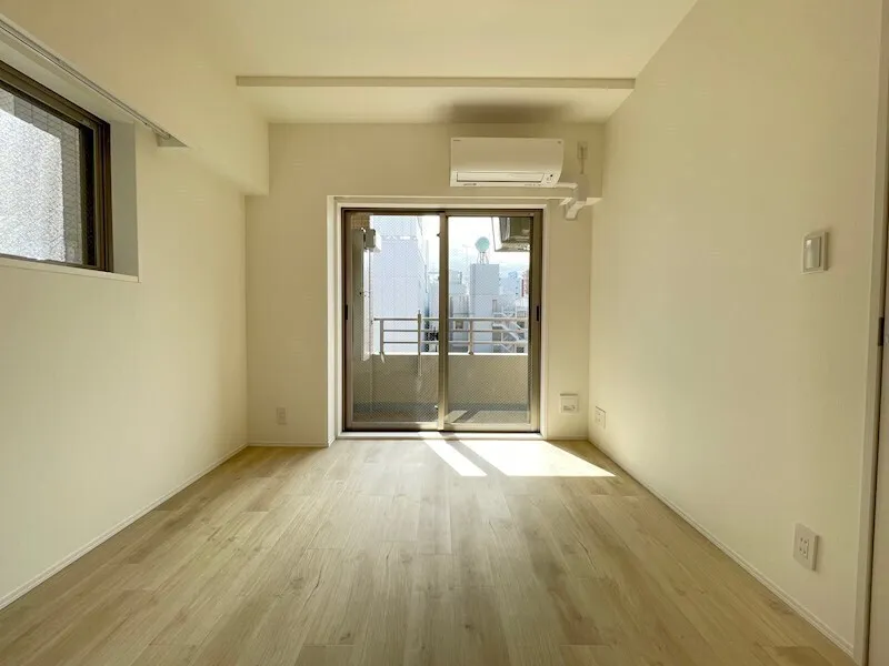 Residia Ryogoku - Interior - ["Flooring", "Floor", "Wood flooring"]