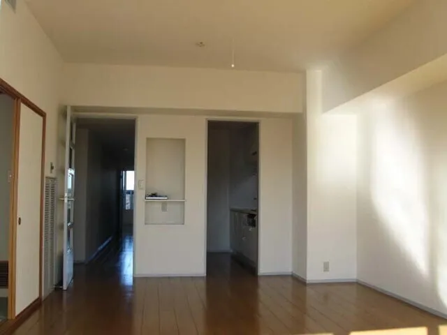 Shibaura Square Heights - Interior - ["Floor", "Flooring", "Wood"]