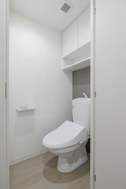 Asyl Court Shoto - Interior - ["Flooring", "Plumbing fixture", "Floor"]