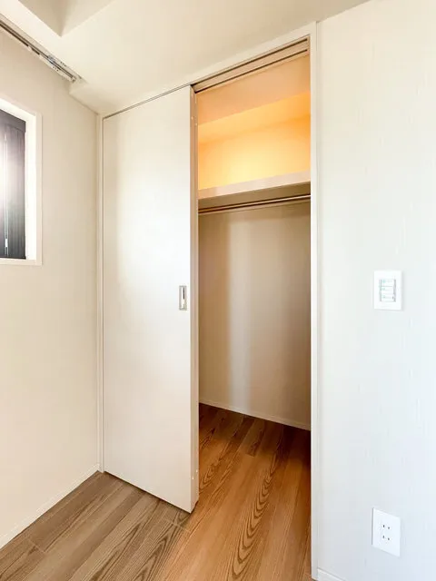 Lefon Progre Hongo 3-Chome - Interior - ["Flooring", "Wood", "Floor"]