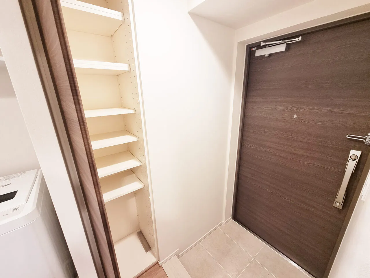 Mynavi Stay Bayside Kachidoki - Interior - ["Wood", "Flooring", "Floor"]