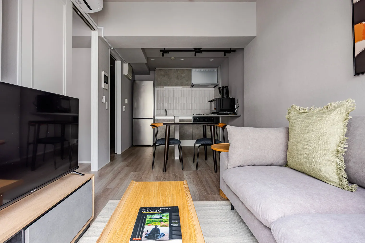 DeLCCS Nagatacho - Interior - []