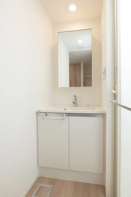 RJR Precia Higashijujo Garden - Interior - ["Flooring", "Floor", "Interior design"]