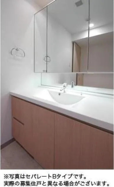 Maturity Koishikawa - Interior - ["Bathroom", "Property", "Room"]