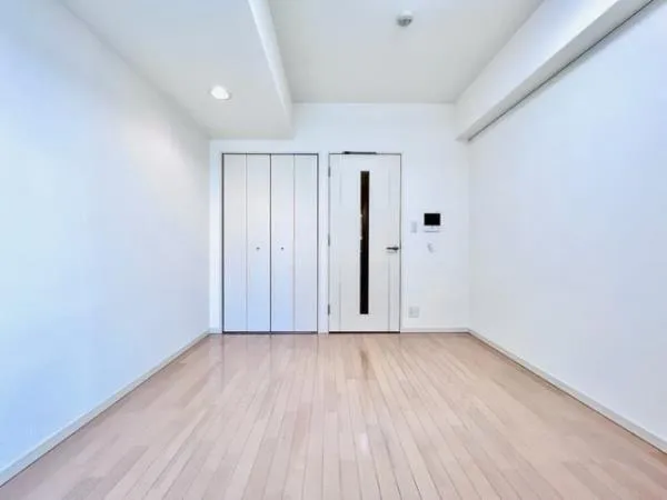 KDX Residence Nishi Shinjuku - Interior - ["Flooring", "Floor", "Wood"]