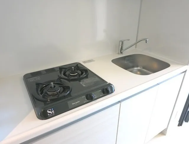 Grand Luce Monzen Nakacho - Interior - ["Tap", "Kitchen sink", "Plumbing fixture"]