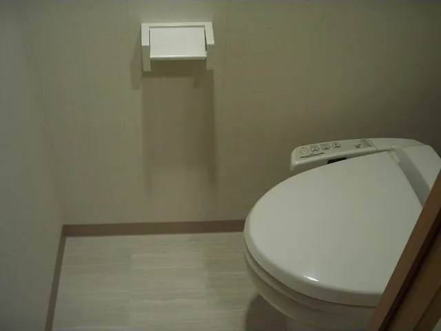 Comforia Shiba Park - Interior - ["Toilet seat", "Toilet", "Plumbing fixture"]