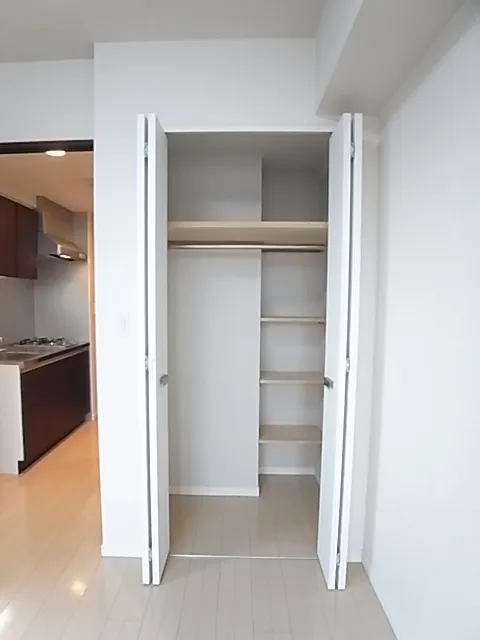 Ecology Toritsu University Residence - Interior - ["Wood", "Flooring", "Floor"]