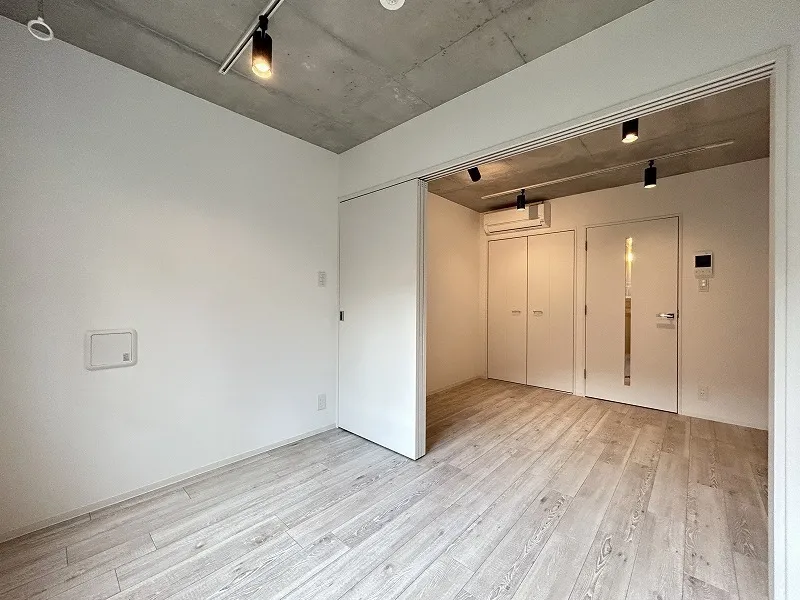Urban Park Honancho - Interior - ["Flooring", "Wall", "Floor"]