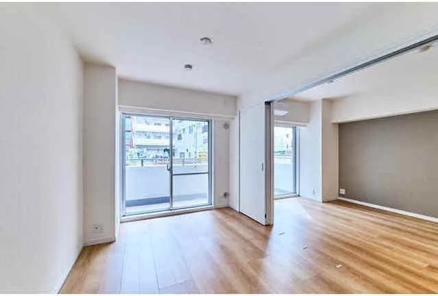 Comforia Takenotsuka East - Interior - ["Flooring", "Floor", "Apartment"]