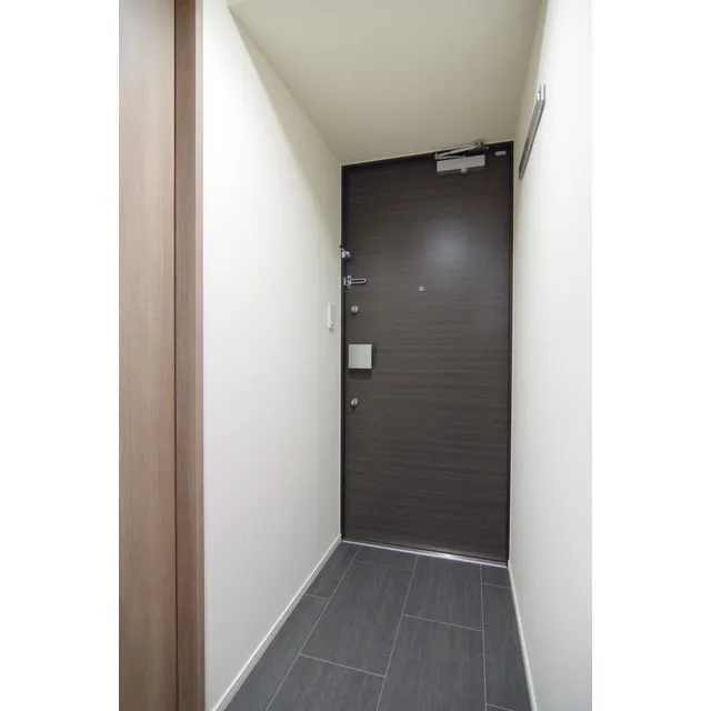The Park Habio Ueno - Interior - ["Door", "Fixture", "Rectangle"]