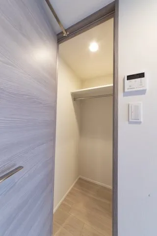 Proud Flat Kiba II - Interior - ["Property", "Room", "Wall"]