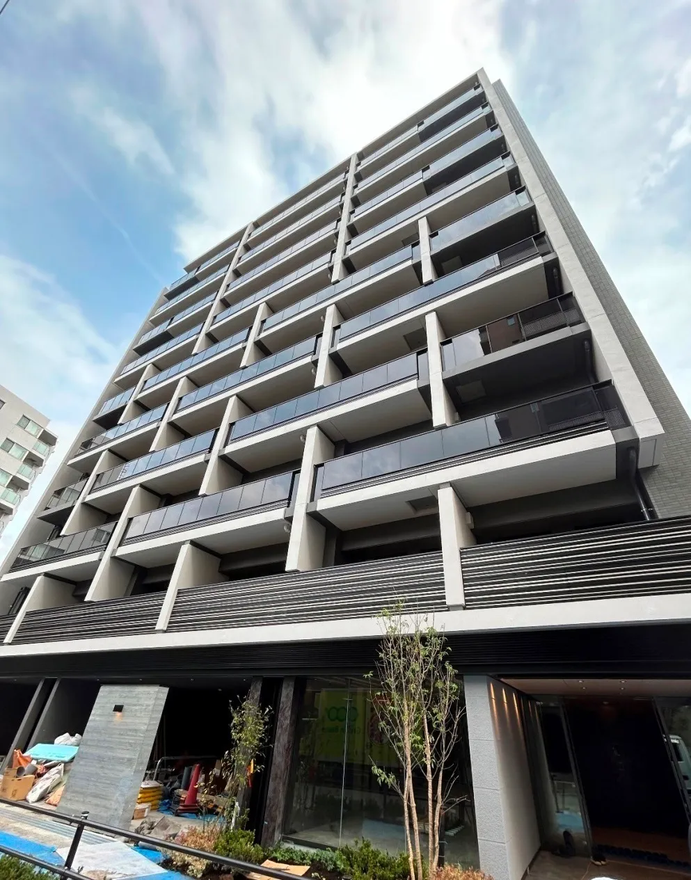 LiveCasa Nishidai - Exterior - ["Cloud", "Building", "Property"]