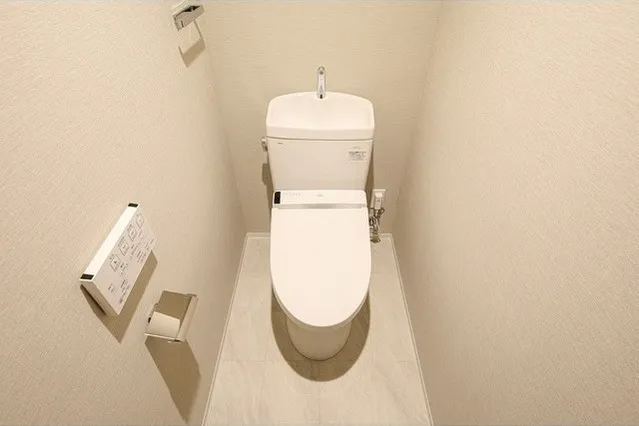 LIBR GRANT Nishi-Shinjuku EAST - Interior - ["Toilet seat", "Toilet", "Plumbing fixture"]