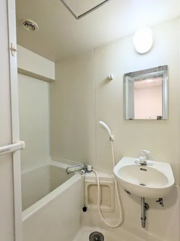 Parkside Minamioi - Interior - ["Plumbing fixture", "Bathroom", "Bathroom Sink"]