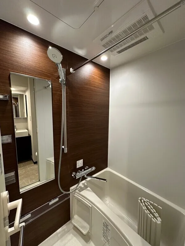 Struth Asakusa - Interior - ["Plumbing fixture", "Flooring", "Interior design"]