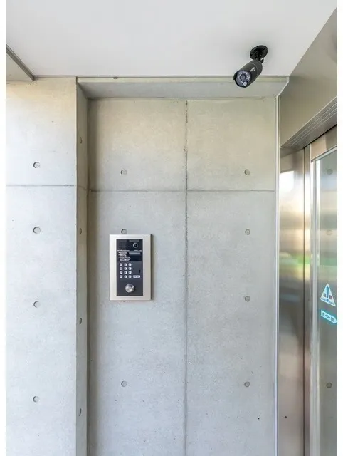 Well Square Ism Takaido - Other - ["Property", "Wall", "Room"]