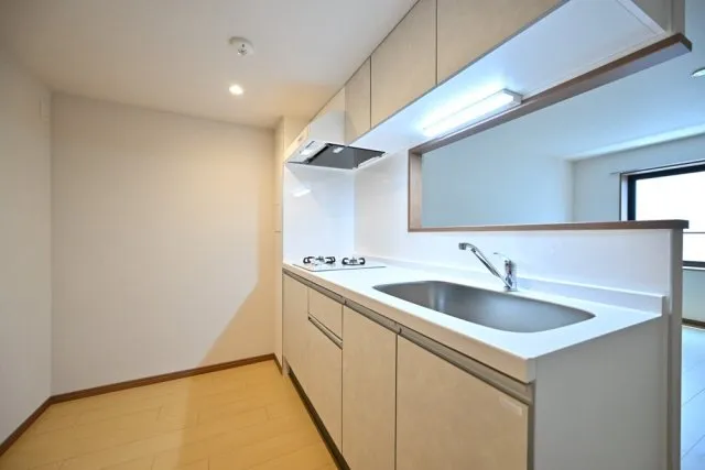 CENTRAL GARDEN RESIDENCE TOKYO - Interior - ["Ceiling", "Apartment", "Floor"]