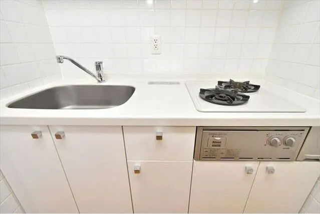 Primal Koishikawa - Interior - ["Cabinetry", "Tap", "Sink"]