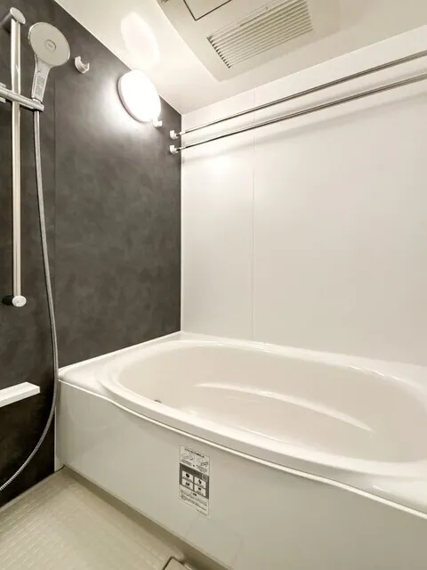 Royal Parks Ariake - Interior - ["Plumbing fixture", "Flooring", "Bathroom"]