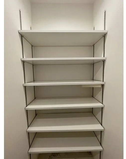 Comforia Liv Hirai MUTIO - Interior - ["Shelf", "Shelving", "Bookcase"]