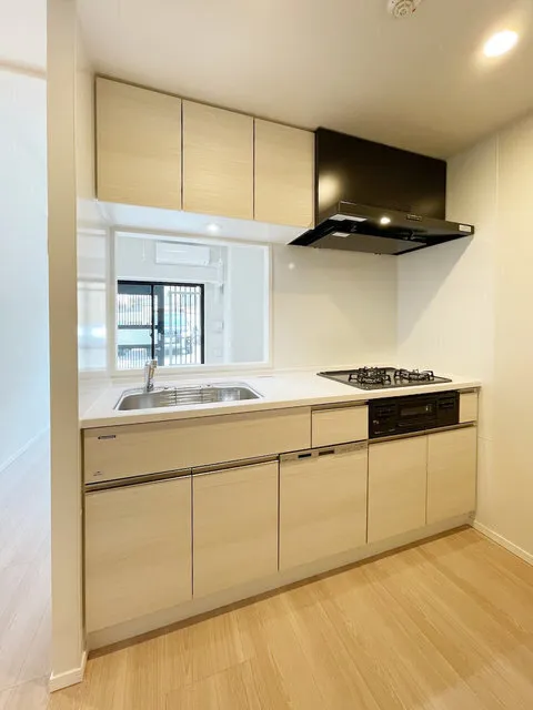 Ichigayadaimachizaka Front - Interior - ["Kitchen", "Flooring", "Ceiling"]