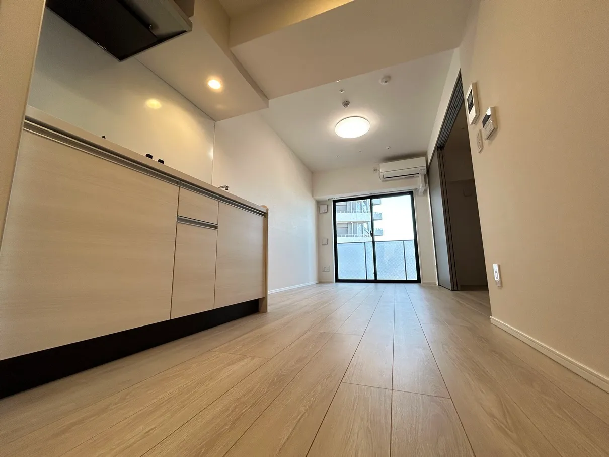 Lefon Livent Ikebukuro - Interior - ["Flooring", "Floor", "Wood flooring"]