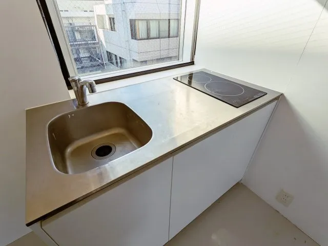 Faret Yoyogi Uehara - Interior - ["Tap", "Countertop", "Property"]