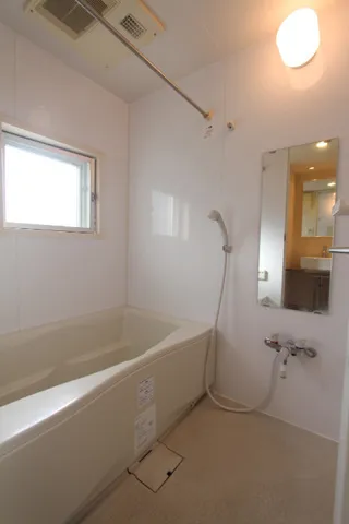 Prime Urban Shibaura LOFT - Interior - ["Flooring", "Plumbing fixture", "Floor"]