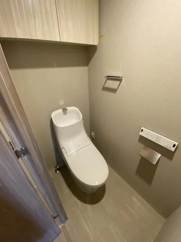 Proud Flat Tsukishima Avenue - Interior - ["Plumbing fixture", "Toilet", "Automotive design"]