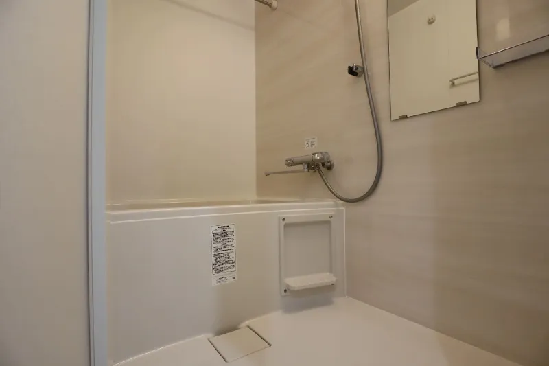 Atrio Flats Kikugawa North - Interior - ["Flooring", "Floor", "Plumbing fixture"]