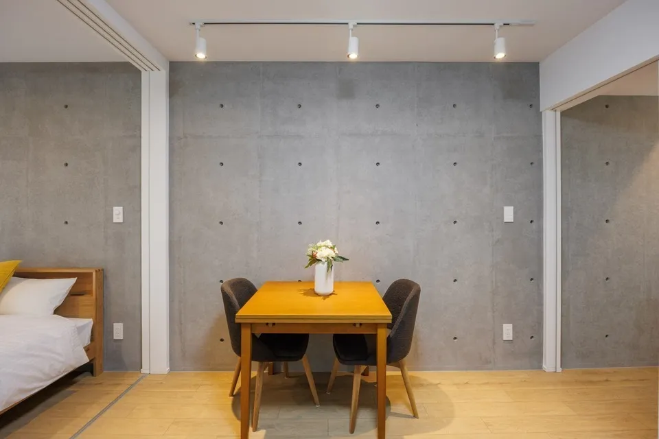 Hmlet Shinjuku Gyoenmae II - Interior - ["Flooring", "Furniture", "Ceiling"]