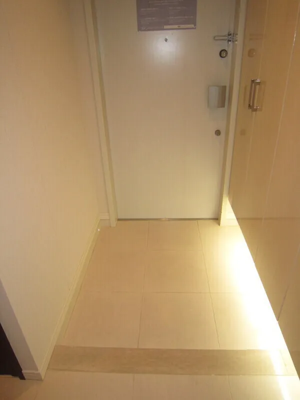 Concieria Nishi Shinjuku TOWER'S WEST - Interior - ["Flooring", "Floor", "Tile Flooring"]