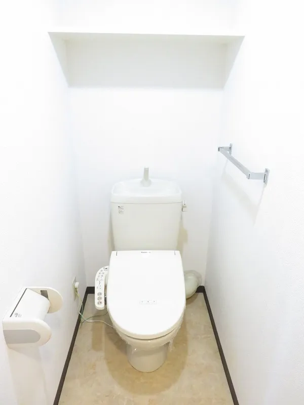 CITY SPIRE Nishikasai - Interior - ["Toilet seat", "Toilet", "Bathroom"]