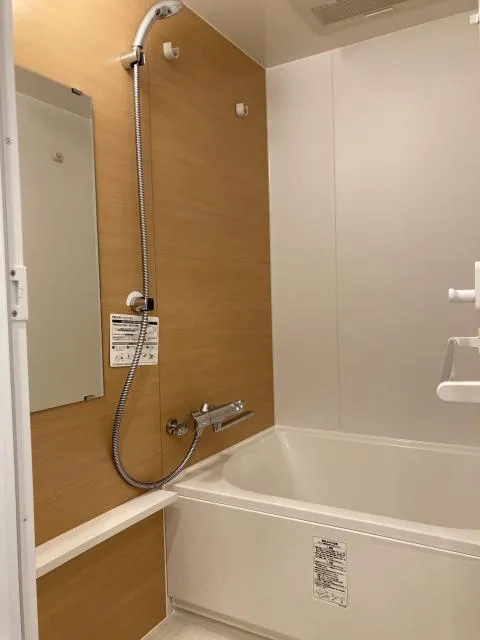 Park Axis Ikebukuro - Interior - ["Bathtub", "Plumbing fixture", "Shower head"]