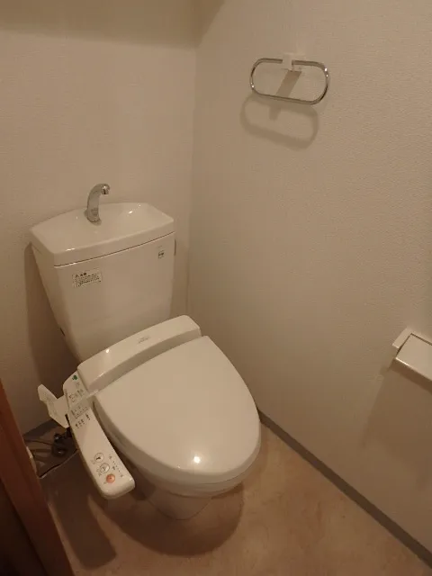 Nihonbashi First Residence - Interior - ["Toilet seat", "Plumbing fixture", "Toilet"]