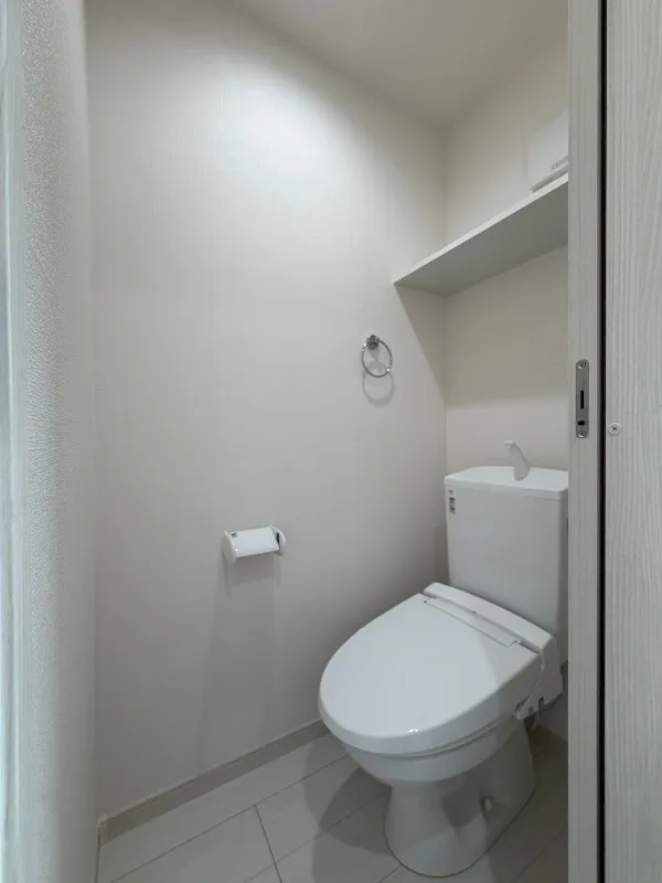 Southern Road Minami Asagaya - Interior - ["Flooring", "Plumbing fixture", "Floor"]