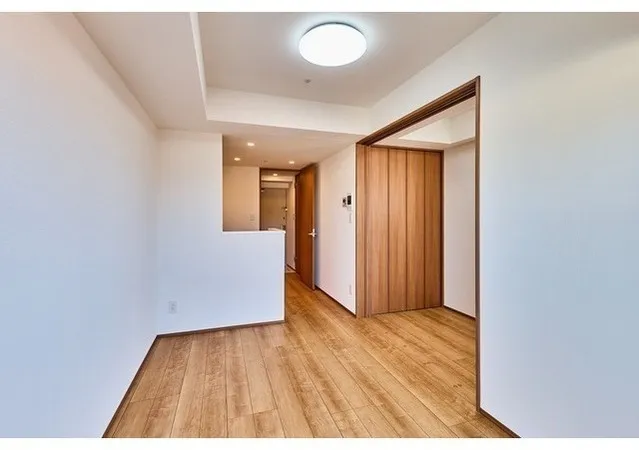 Gran Casa Oku - Interior - ["Flooring", "Wood", "Floor"]