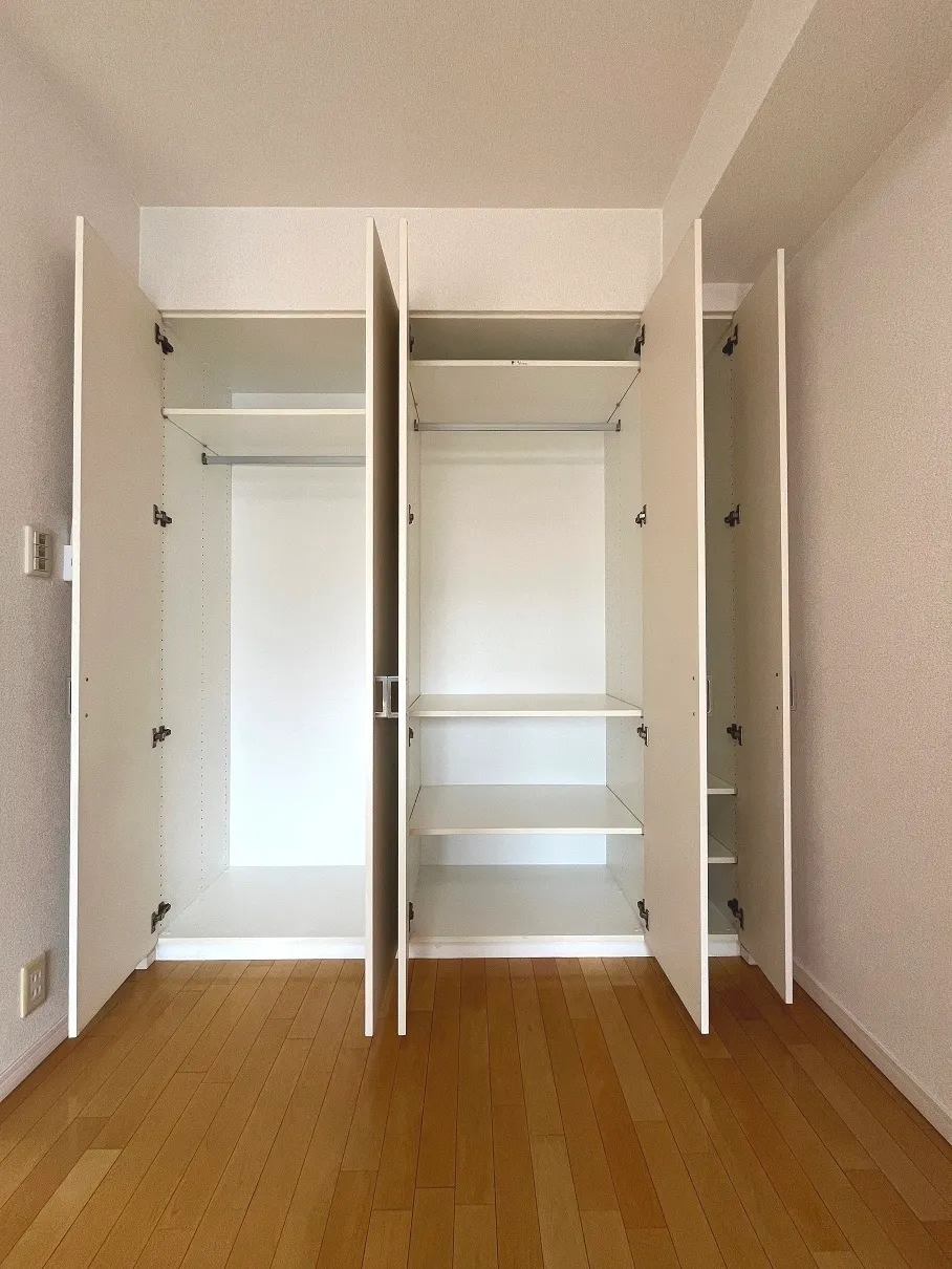 Esty Maison Kinshicho II - Interior - ["Wood", "Flooring", "Floor"]