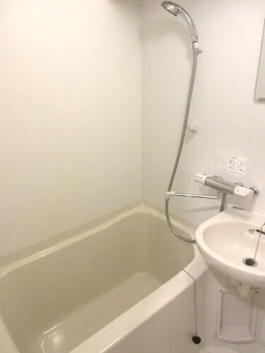 Lions Mansion Otsuka 2nd - Interior - ["Plumbing fixture", "Bathroom", "Flooring"]