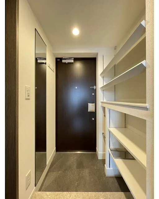Stylio Kamata West - Interior - ["Flooring", "Wood", "Floor"]