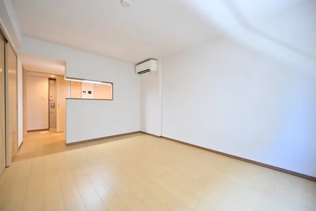 CENTRAL GARDEN RESIDENCE TOKYO - Interior - ["Flooring", "Floor", "Wood"]