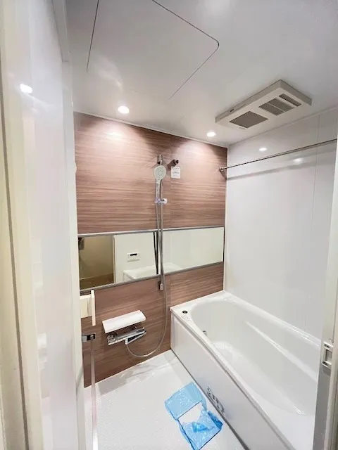 Residia Ikebukuro - Interior - ["Bathroom", "Plumbing fixture", "Interior design"]