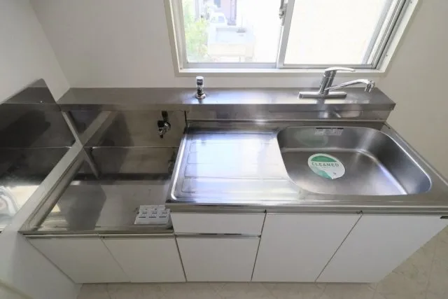 Pastel U - Interior - ["Kitchen Sink", "Sink", "Plumbing fixture"]