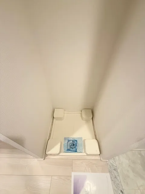 Residia Nishikoyama - Interior - ["Floor", "Ceiling"]