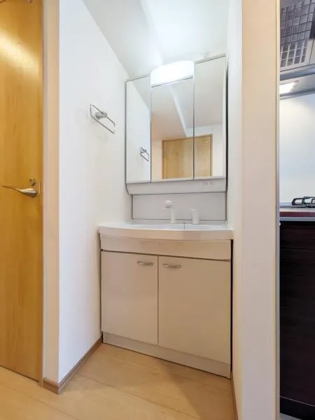 City Forest Morishita - Interior - ["Interior design", "Flooring", "Plumbing fixture"]