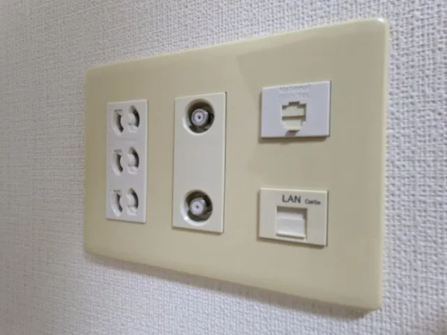Garden Haginaka - Interior - ["Technology", "Wall Socket", "Electrical Supply"]